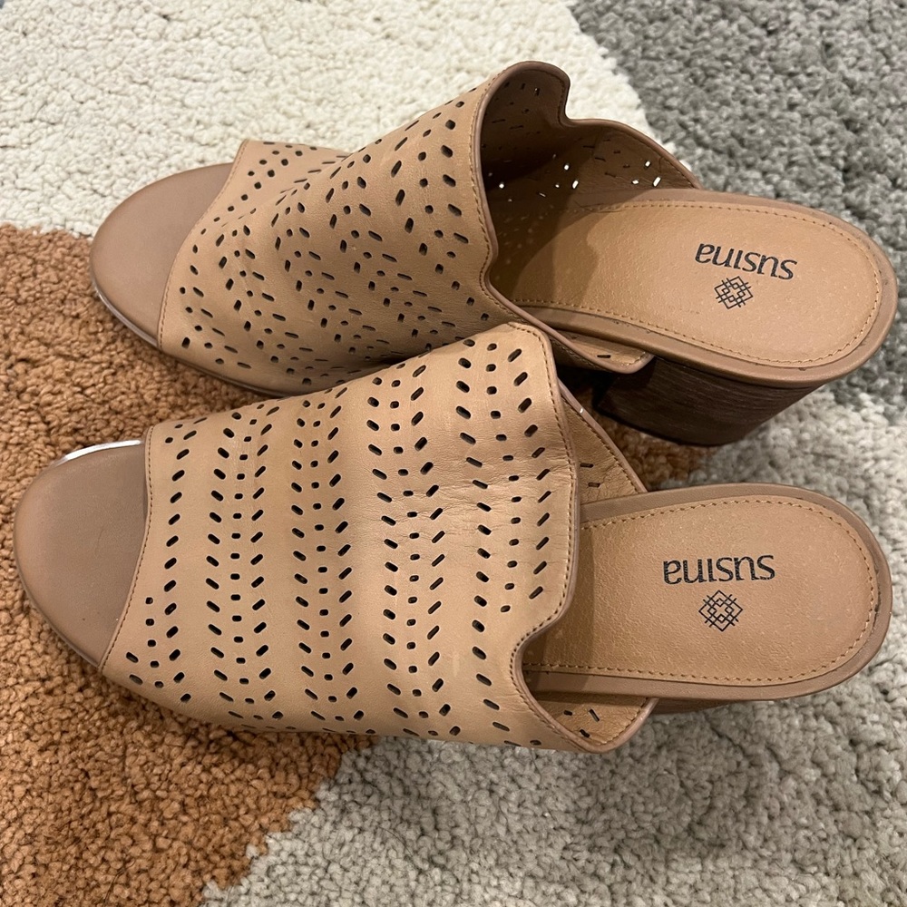 Susina Wedge Heel Open Toe Sandal Size 10